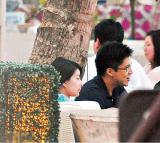 郭晶晶肚大如箩 与霍启刚同游泰国