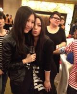 《好声音》庆功宴内场李琦吹瓶子那英豪饮(图)