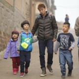 全能奶爸！田亮独自带萌孩状况百出