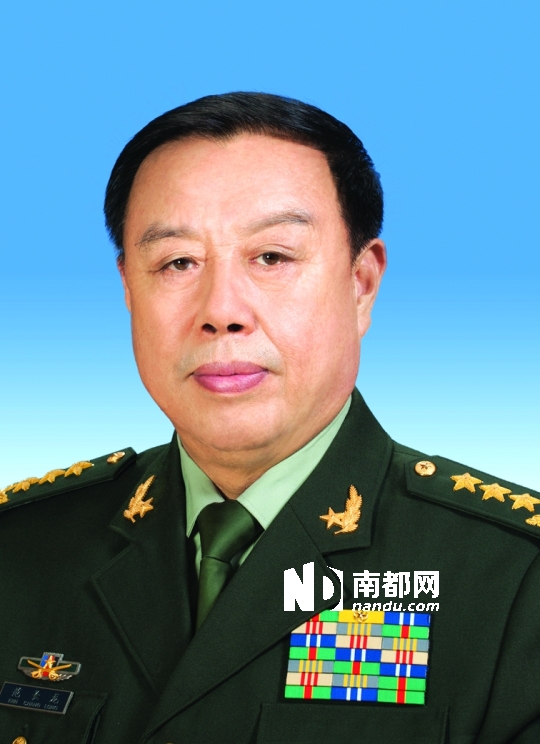 1995-2000年陆军第十六集团军军长     2000-2003年沈阳军区参谋