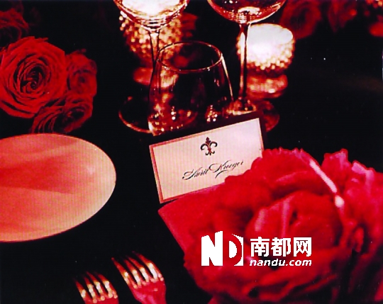 果然!艾薇儿有了场疯狂婚礼