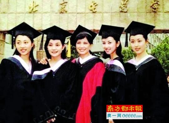 是赵薇暌违七年重回荧屏的力作,也在拍摄中促成了北京电影学院"96明星图片