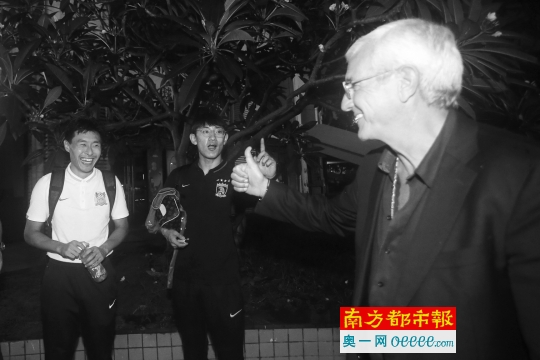 广州恒大vs富力:这不是德比 是同城友谊赛_要闻