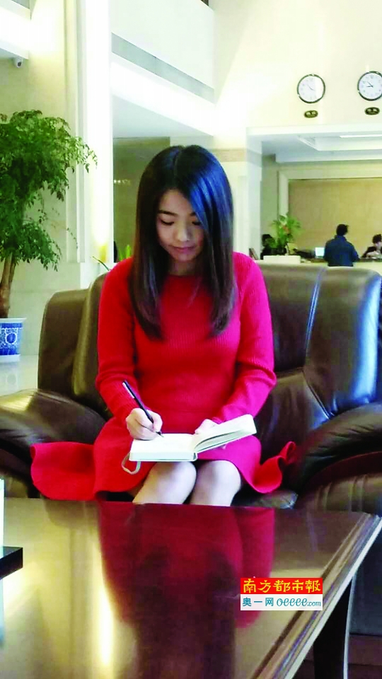 蒋方舟"食言"玩了一回娱乐圈 不做公号也不愿早结婚