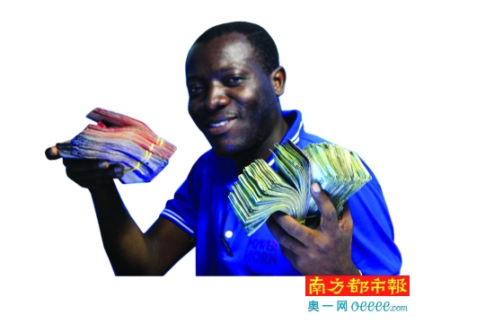 东莞老板坦桑尼亚开厂卖纸巾 语言不通打手势