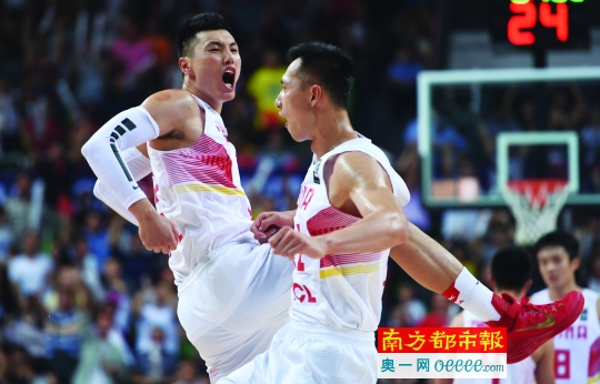 男篮亚锦赛半决赛 中国队力克伊朗闯入决赛