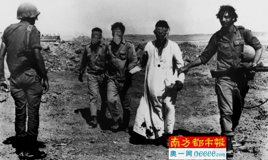 1973年的赎罪日战争中,被以色列军队抓住的埃