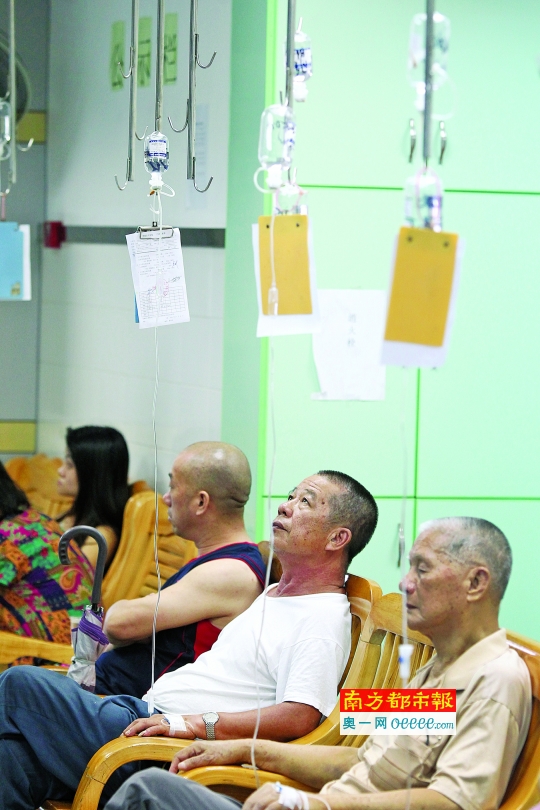 深圳一医院叫停门诊成人输液 医界呼吁市民聪明求诊