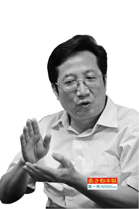 大亚湾区管委会主任刘小军。