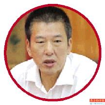 横岗街道红棉社区居委会主任 张维杰