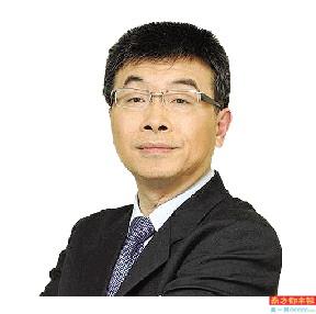 台湾中国文化大学教授邱毅
我选择打大陆疫苗有三个原因:一是因为自己是中国人;二是大陆疫苗是国际认证的一流疫苗,值得信赖;三是希望通过分享亲身经验,来破除粉碎对大陆疫苗的谣言。