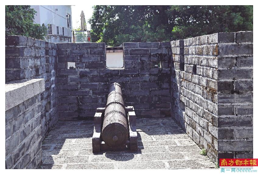 3. 明代炮台(复原)。