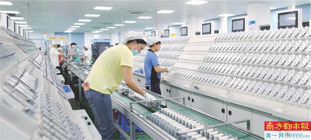 佛山加快推进重点项目投资建设,激发市场活力,增强市场发展信心。