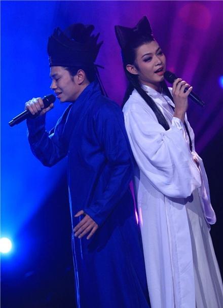 霍尊再扮女装 聂小倩装扮唱男旦版《因为爱情》